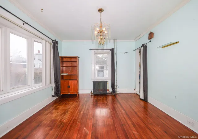 Photo 3 of Single family home for sale at 809 South St, Newburgh (city), NY 12550 | MLS# 1058584 | Listing updated on 2026-10-06