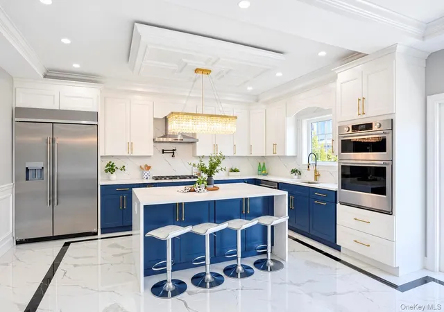 Photo 3 of Single family home for sale at 29 East St, Oyster Bay, NY 11801 | MLS# 1058613 | Listing updated on 2026-10-07