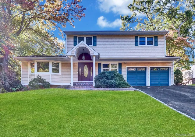 Single family home for sale at 4 Stony Wood Rd, East Setauket, NY 11733 | MLS# 1058623