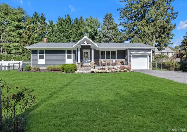 Photo 1 of Single family home for sale at 1 Gilmer Ln, Smithtown, NY 11754 | MLS# 1058629 | Listing updated on 2026-10-09