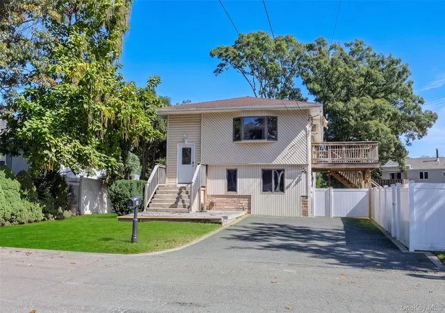 Photo 3 of Single family home for sale at 41 Powell Ave, Brookhaven, NY 11738 | MLS# 1058632 | Listing updated on 2026-10-06