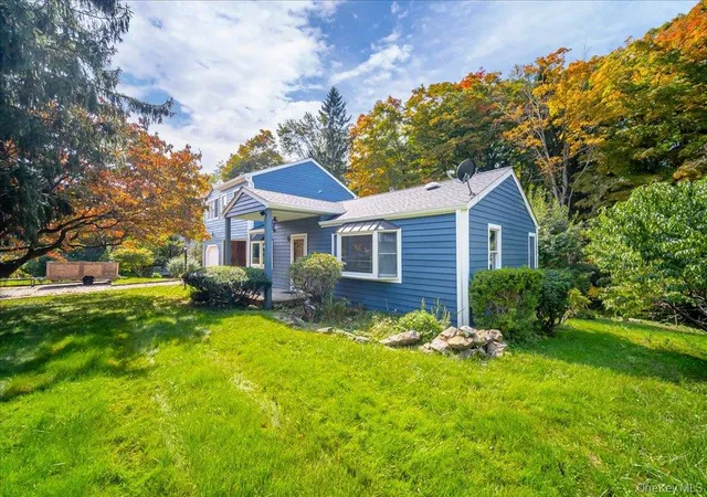 Photo 4 of Single family home for sale at 29 Dixon Lake Dr, Carmel, NY 10541 | MLS# 1058642 | Listing updated on 2026-10-06