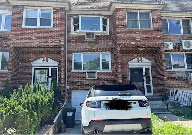 Photo 1 of Multi family home for sale at 14760 Grand Central Pkwy, New York, NY 11435 | MLS# 1058644 | Listing updated on 2026-10-07
