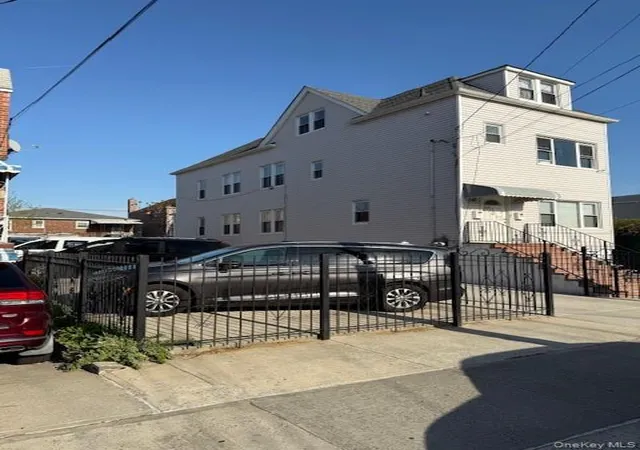 Photo 2 of Multi family home for sale at 2710 Lurting Ave, New York, NY 10469 | MLS# 1058660 | Listing updated on 2026-10-06