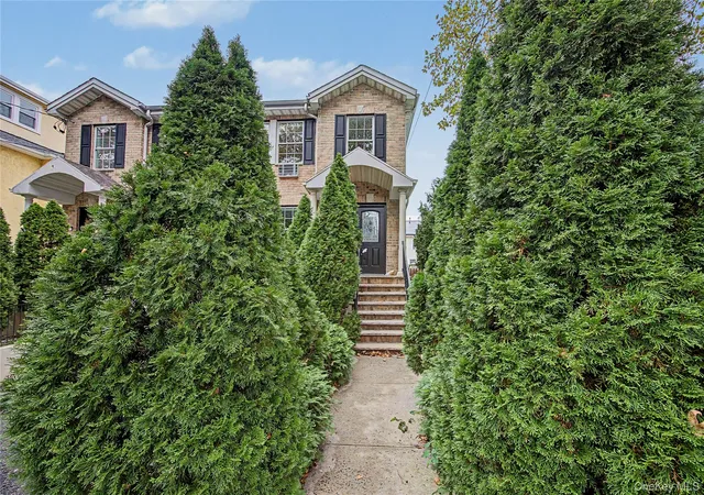 Photo 2 of Multi family home for sale at 529 S 11th Avenue, Mount Vernon, NY 10550 | MLS# 1058667 | Listing updated on 2026-10-07