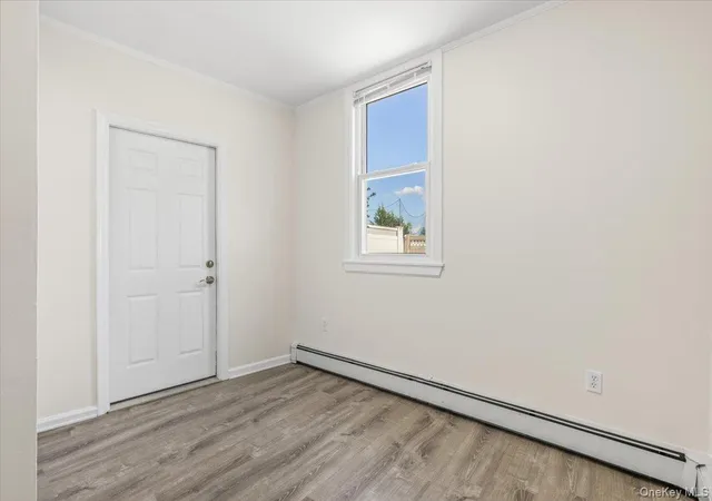 Listing Photo 2 - Condo for sale in building located at 204 Voss Ave, Yonkers, NY 10703