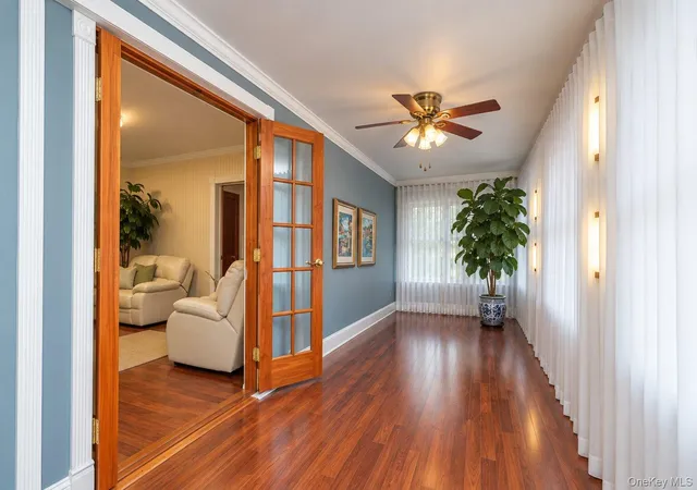Photo 4 of Single family home for sale at 230 Lindenwood Rd, New York, NY 10308 | MLS# 1058703 | Listing updated on 2026-10-06