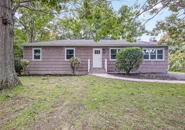 Single family home for sale at 1182 E 3rd Avenue, Islip, NY 11706 | MLS# 1058710