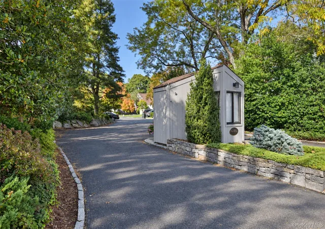 Condo for sale at 25 Pine Ridge Rd, Mamaroneck, NY 10538 | MLS# 1058724