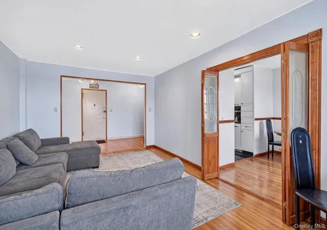 Listing Photo 4 - Condo for sale in building located at 2475 E 11th St, New York, NY 11235 - Unit #5K