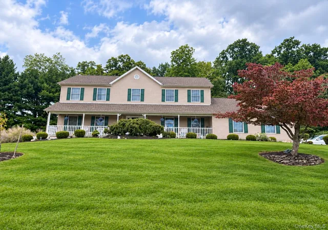 Photo 1 of Single family home for sale at 33 John F Kennedy Dr, Stony Point, NY 10980 | MLS# 1058800 | Listing updated on 2026-10-09