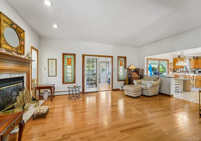 Photo 3 of Single family home for sale at 33 John F Kennedy Dr, Stony Point, NY 10980 | MLS# 1058800 | Listing updated on 2026-10-09