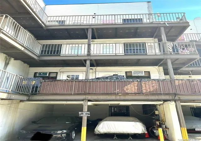 Photo 1 of House for sale at 1987 Southern Blvd, New York, NY 10460 | MLS# 1058804 | Listing updated on 2026-10-07
