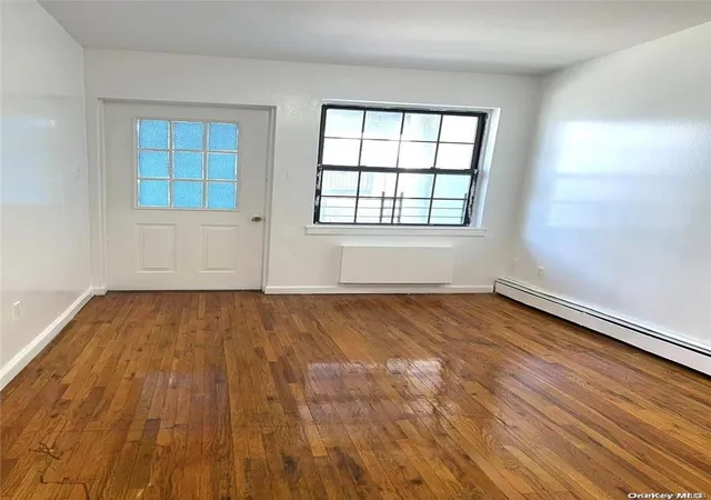 Photo 4 of House for sale at 1987 Southern Blvd, New York, NY 10460 | MLS# 1058804 | Listing updated on 2026-10-07