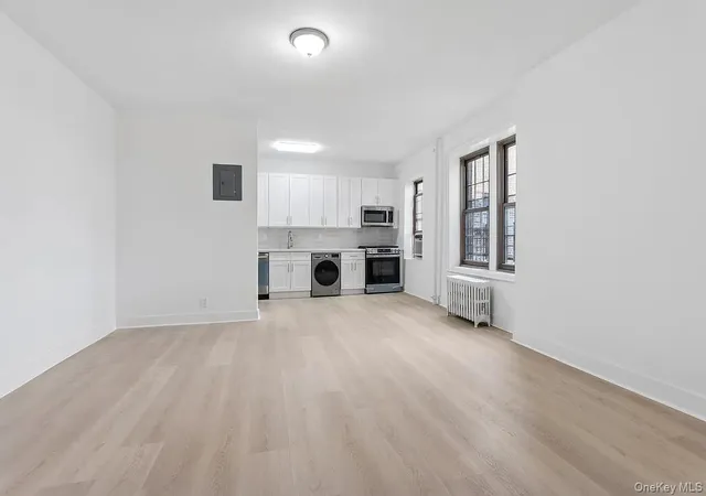 Photo 3 of Condo for sale at 1100 Grand #6K, New York, NY 10456 | MLS# 1058805 | Listing updated on 2026-10-06