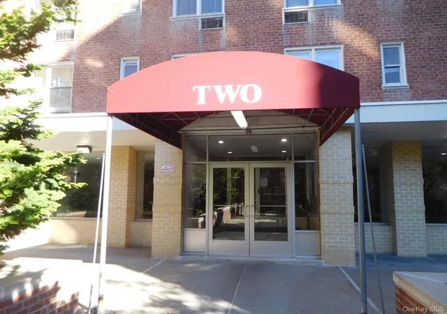 Photo 2 of Condo for sale at 2 Sadore Ln #7-T, Yonkers, NY 10710 | MLS# 1058808 | Listing updated on 2026-10-07