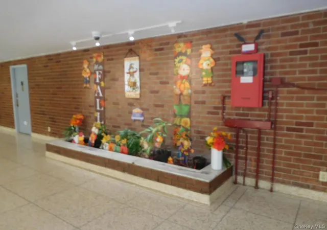 Photo 3 of Condo for sale at 2 Sadore Ln #7-T, Yonkers, NY 10710 | MLS# 1058808 | Listing updated on 2026-10-07
