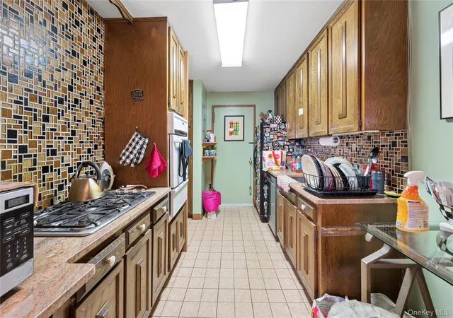 Photo 4 of House for sale at 2500 Johnson Ave #7G, Bronx, NY 10463 | MLS# 1058824 | Listing updated on 2026-10-09