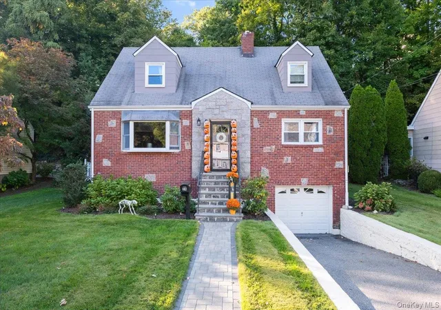 Photo 1 of Single family home for sale at 24 Dogwood Dr, Scarsdale, NY 10583 | MLS# 1058831 | Listing updated on 2026-10-08