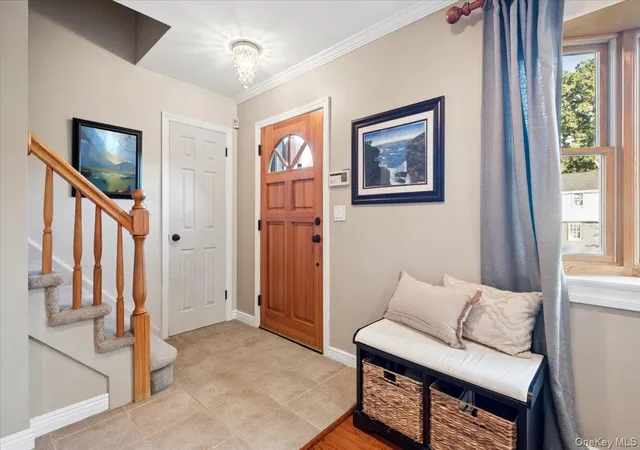 Photo 3 of Single family home for sale at 24 Dogwood Dr, Scarsdale, NY 10583 | MLS# 1058831 | Listing updated on 2026-10-08