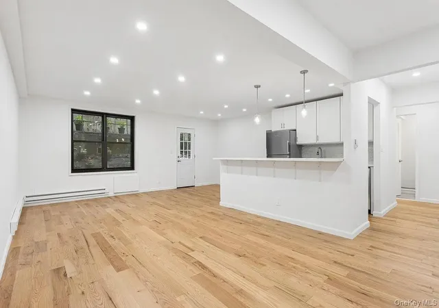 Photo 3 of House for sale at 45 Overlook Ter #3G, New York, NY 10033 | MLS# 1058845 | Listing updated on 2026-10-14
