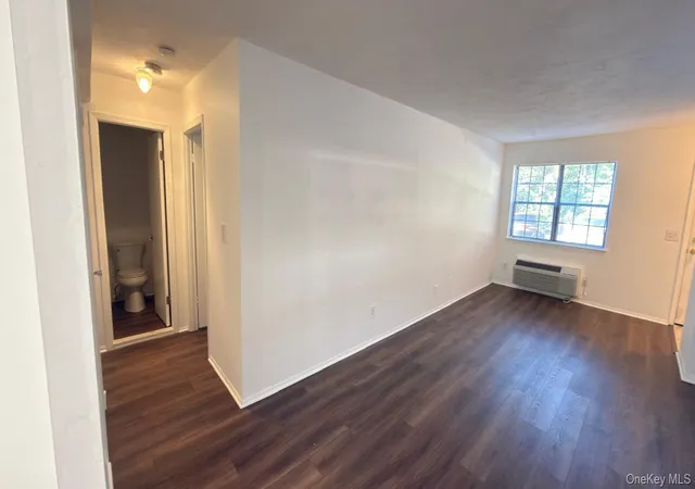 Listing Photo 3 - Condo for sale in building located at 440 Carpenter Ave, Newburgh, NY 12550 - Unit #23