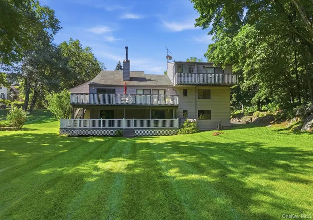 Photo 4 of Single family home for sale at 1 Kings Grant Way, Briarcliff Manor, NY 10510 | MLS# 1058853 | Listing updated on 2026-10-08