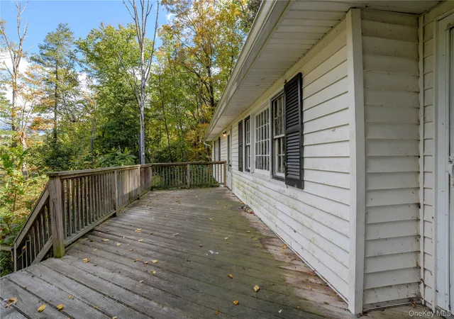 Photo 4 of Single family home for sale at 11 Stanley Dr, Pawling, NY 12564 | MLS# 1058860 | Listing updated on 2026-10-08