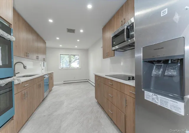 Photo 4 of Single family home for sale at 1066 Cedarhurst St, Hempstead, NY 11581 | MLS# 1058947 | Listing updated on 2026-10-07