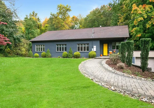 Single family home for sale at 201 Bardonia Rd, Clarkstown, NY 10954 | MLS# 1058985