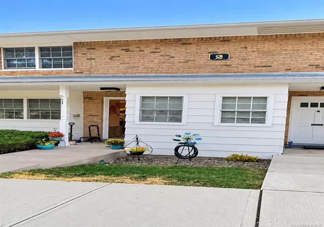 Photo 2 of Condo for sale at 1840 Crompond Rd #2-C3, Peekskill, NY 10566 | MLS# 1059036 | Listing updated on 2026-10-07