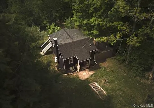 Photo 2 of Single family home for sale at 430 Red Hl Knls Rd, Denning, NY 12740 | MLS# 1059039 | Listing updated on 2026-10-06