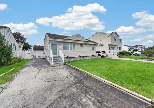 Single family home for sale at 33 Hubbard Ave, Hempstead, NY 11520 | MLS# 1059046