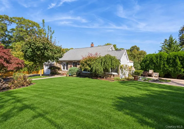 Photo 2 of Single family home for sale at 18 Juniper Pl, Huntington, NY 11743 | MLS# 1059052 | Listing updated on 2026-10-07