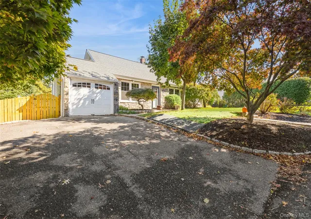 Photo 3 of Single family home for sale at 18 Juniper Pl, Huntington, NY 11743 | MLS# 1059052 | Listing updated on 2026-10-07