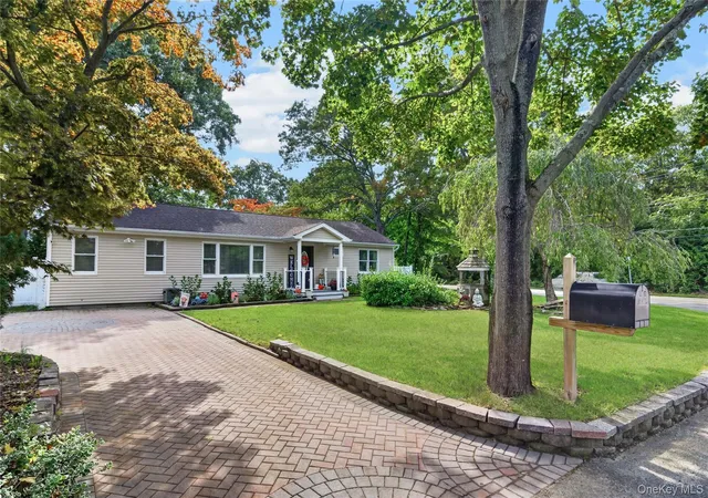 Photo 2 of Single family home for sale at 29 Wabil Rd, Miller Place, NY 11764 | MLS# 1059059 | Listing updated on 2026-10-07