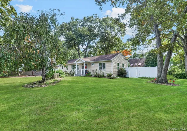 Photo 3 of Single family home for sale at 29 Wabil Rd, Miller Place, NY 11764 | MLS# 1059059 | Listing updated on 2026-10-07