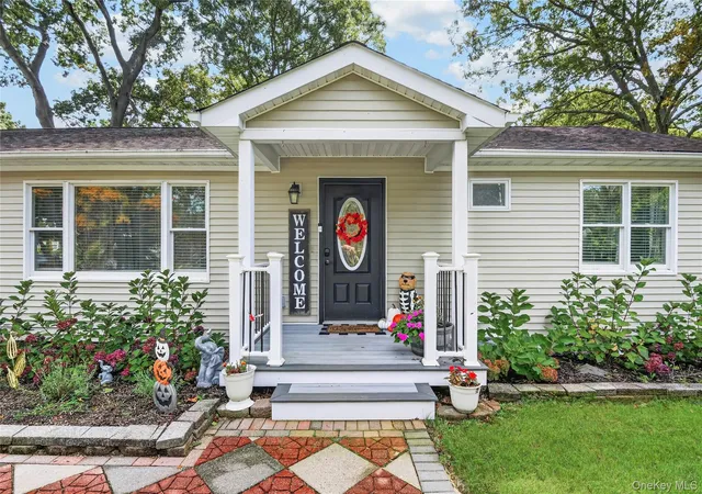 Photo 3 of Single family home for sale at 29 Wabil Rd, Miller Place, NY 11764 | MLS# 1059059 | Listing updated on 2026-10-08