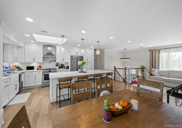 Photo 2 of Single family home for sale at 2928 Charlotte Dr, Hempstead, NY 11566 | MLS# 1059076 | Listing updated on 2026-10-07