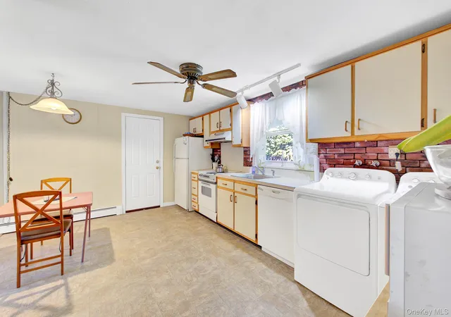 Photo 4 of Single family home for sale at 14 Campus Ln, Brookhaven, NY 11779 | MLS# 1059081 | Listing updated on 2026-10-07