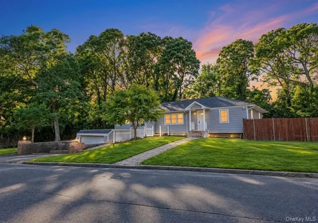 Photo 3 of Single family home for sale at 52 March Ct, Selden, NY 11784 | MLS# 1059083 | Listing updated on 2026-10-08