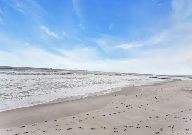 Photo 23 of Condo for sale at 840 Shore Rd #3 E, Long Beach, NY 11561 | MLS# 1059101 | Listing updated on 2026-10-08