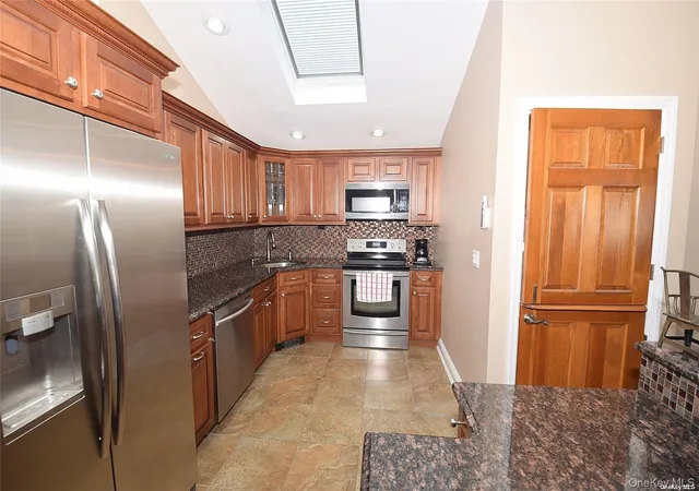 Photo 3 of Single family home for sale at 203 Chelsea Ave, Babylon, NY 11704 | MLS# 1059173 | Listing updated on 2026-10-09
