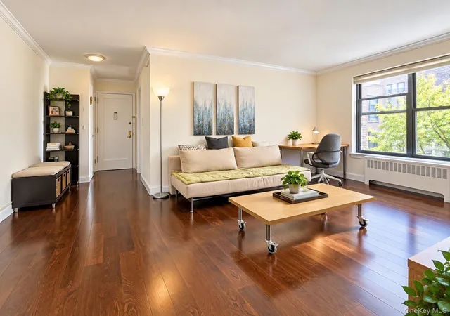 Photo 3 of Condo for sale at 2 West Ml Dr #3A, North Hempstead, NY 11021 | MLS# 1059188 | Listing updated on 2026-10-07