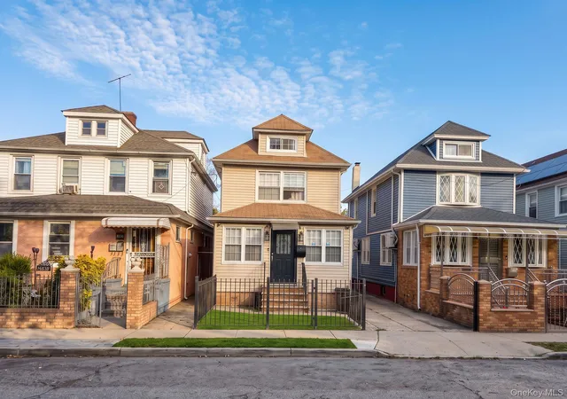 Photo 3 of Single family home for sale at 15059 115th Drive, New York, NY 11434 | MLS# 1059194 | Listing updated on 2026-10-07