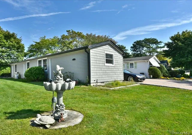 Listing Photo 4 - Condo for sale in building located at 10 Greenwood Blvd, Brookhaven, NY 11949
