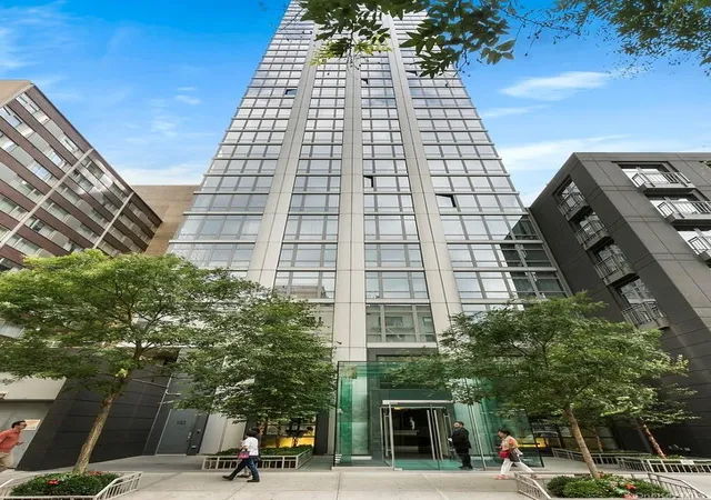 Condo for sale at 310 W 52nd Street #35A, New York, NY 10019 | MLS# 1059299
