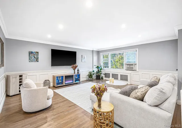 Listing Photo 4 - Condo for sale in building located at 1600 Grand Ave, Hempstead, NY 11550 - Unit #P4