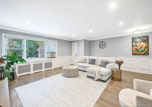 Listing Photo 5 - Condo for sale in building located at 1600 Grand Ave, Hempstead, NY 11550 - Unit #P4