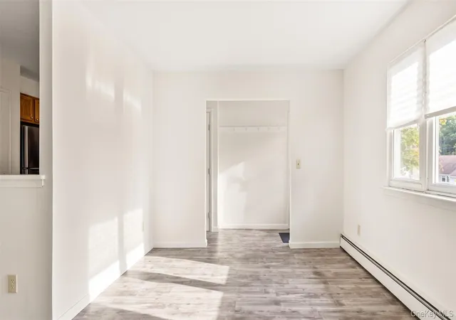 Photo 3 of Single family home for sale at 567 Boxwood Dr, Brookhaven, NY 11967 | MLS# 1059350 | Listing updated on 2026-10-07